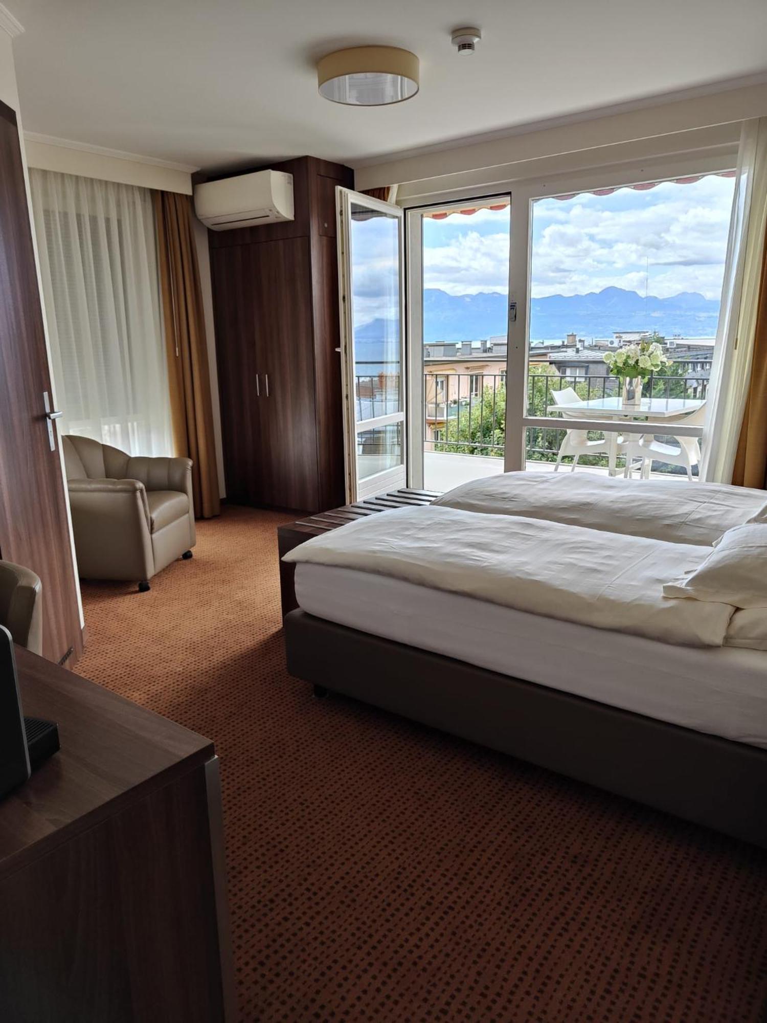 Elite Hotel Lausanne Bagian luar foto